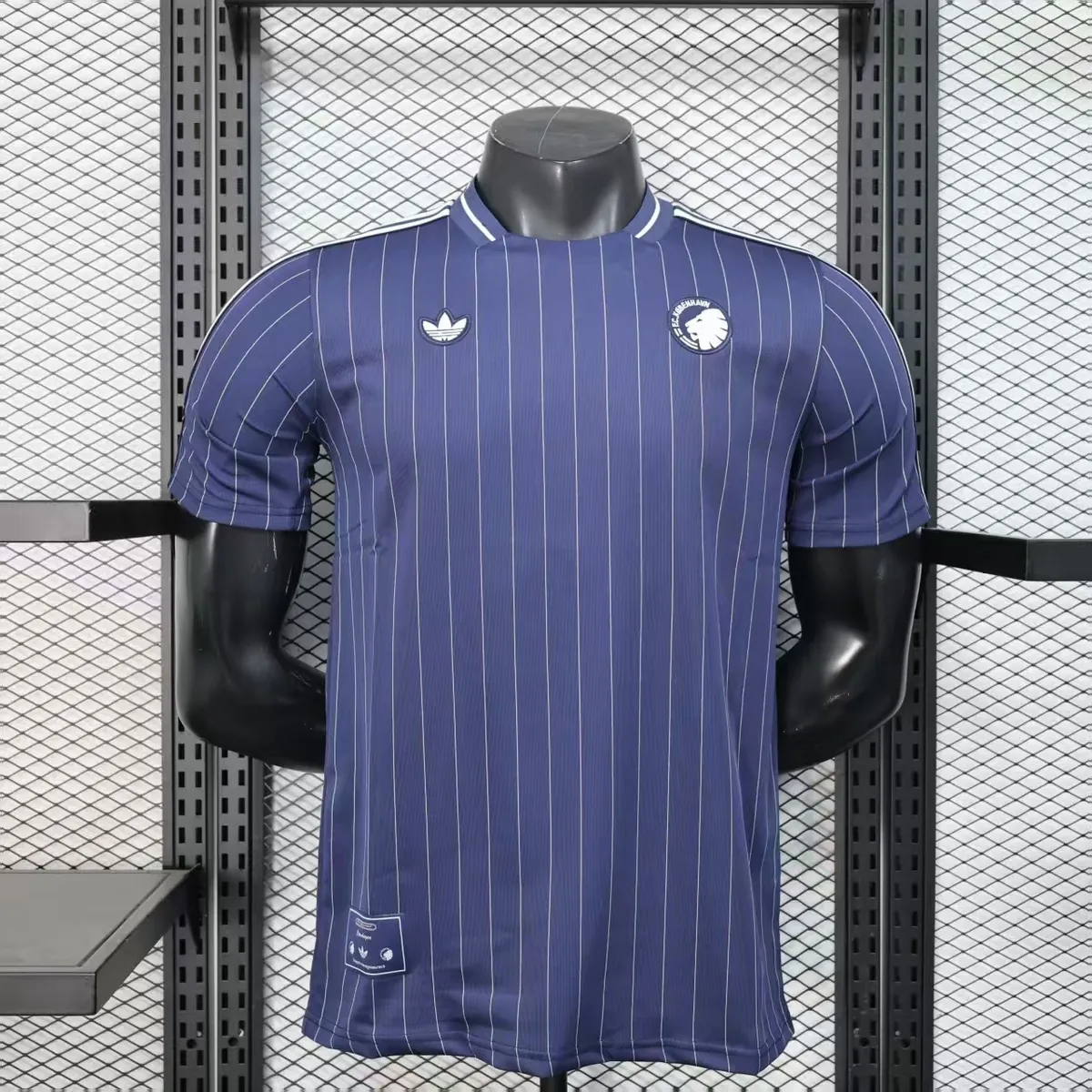 25-26 Newcastle United Casual Retro Style Football Shirt Apparels AAAAJersey Wholesale Yupoo 5