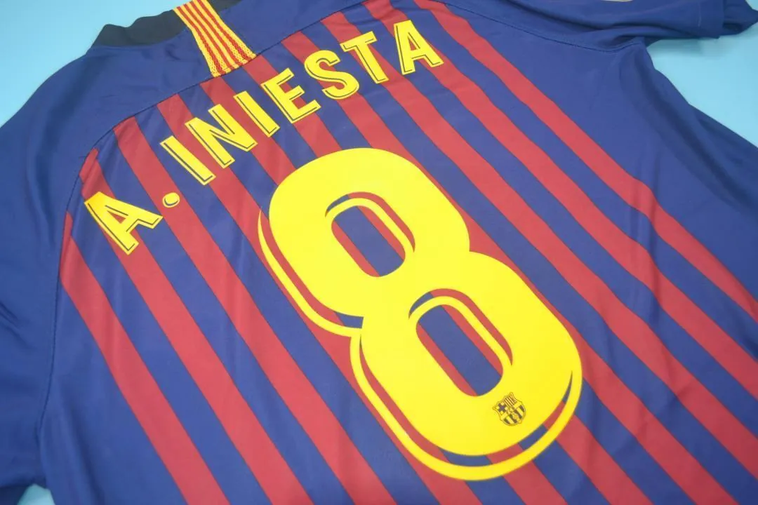18-19 Barcelona home 8