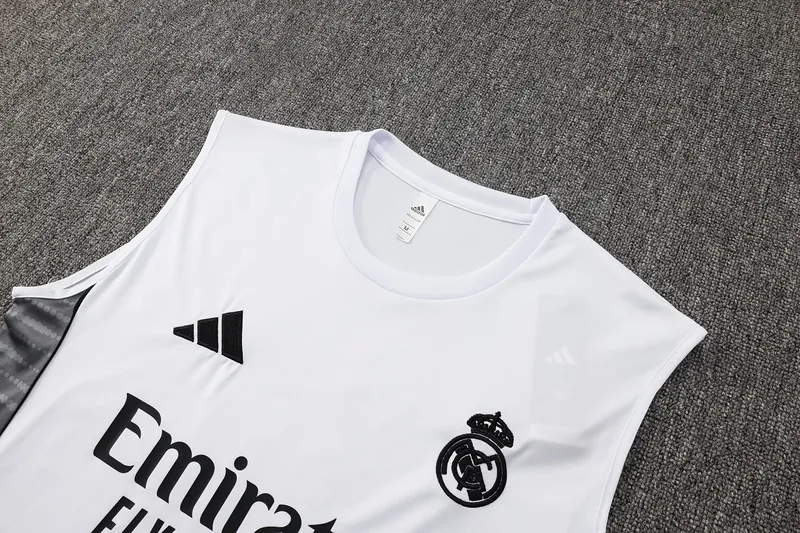 25-26 Real Madrid White Training Vest Soccer AAAAJersey Yupoo 3