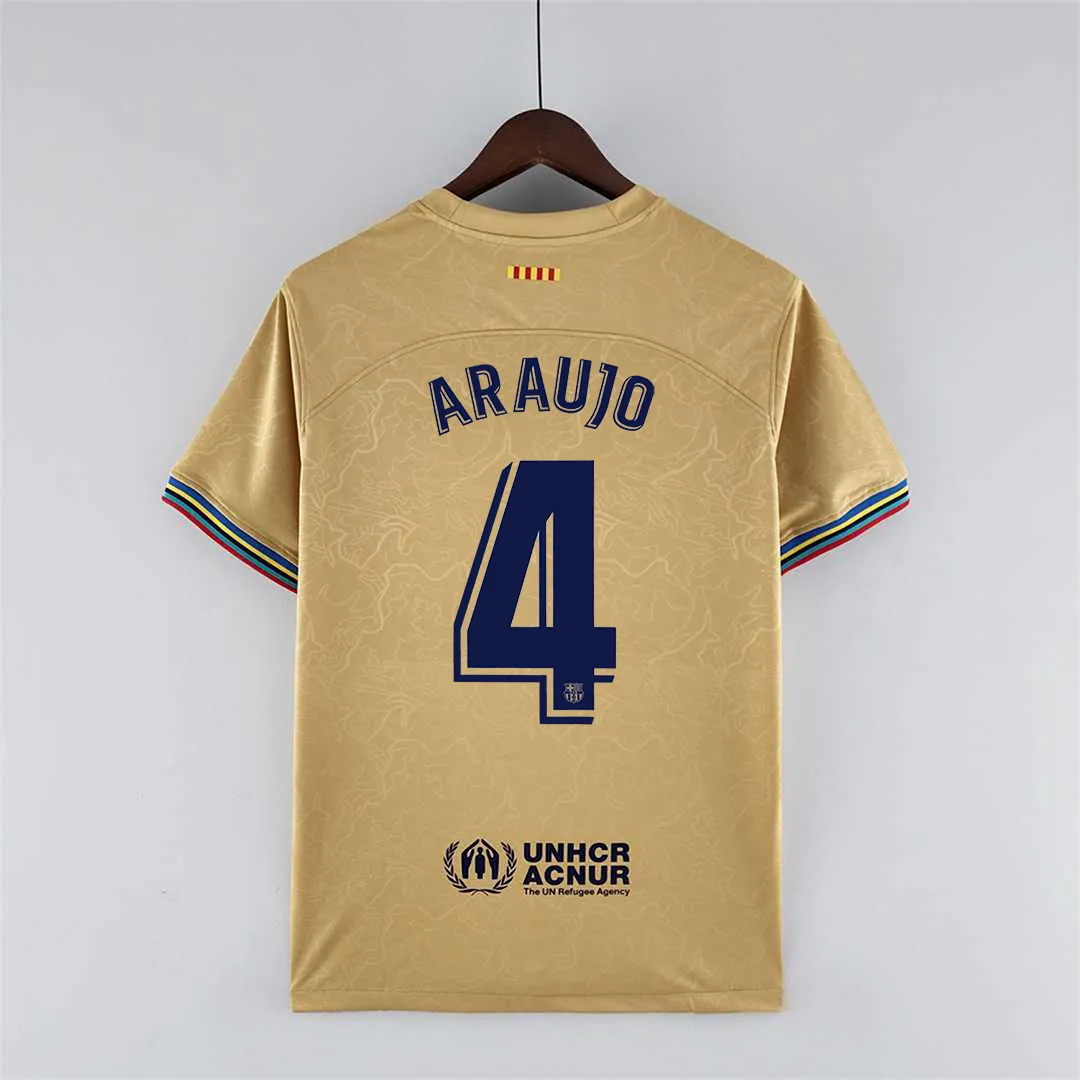 22-23 Barcelona away - 4 13