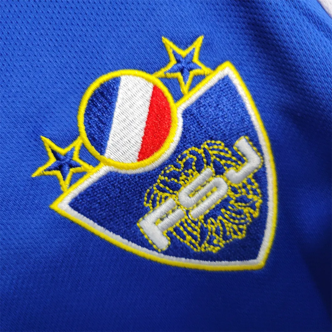 2000 Yugoslavia home 8