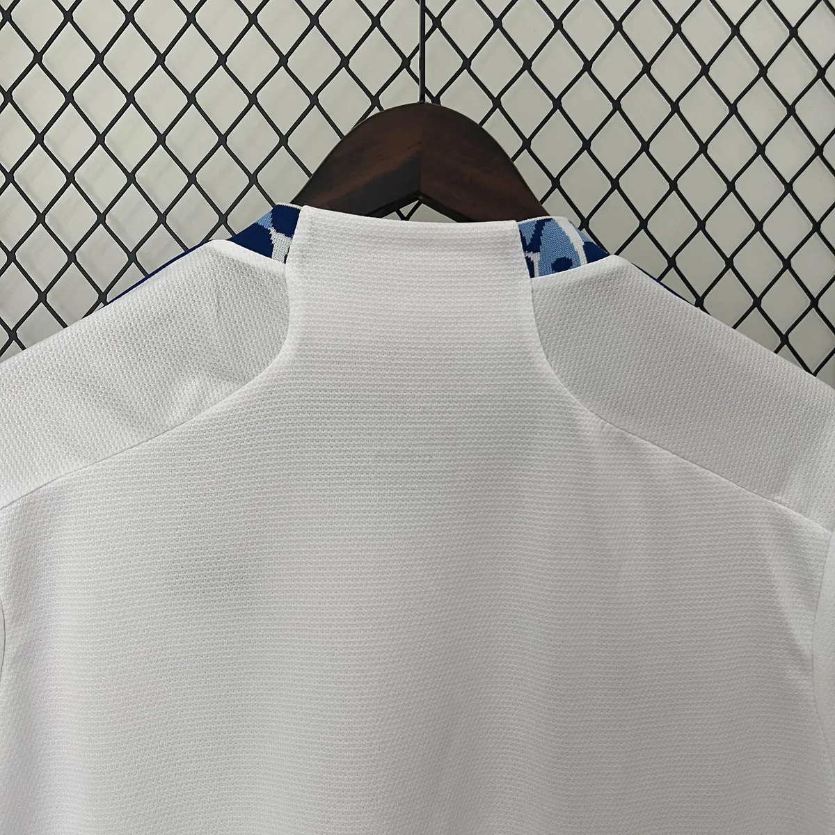 24-25 Cruzeiro Away Kit with All Sponsors Best Wholesale Yupoo 12