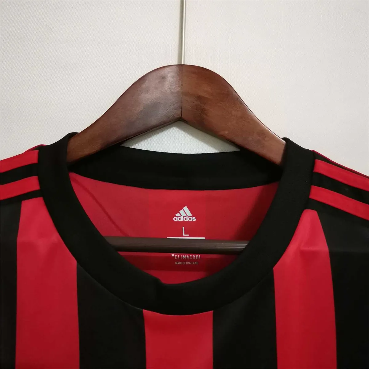 17-18 AC Milan home 4