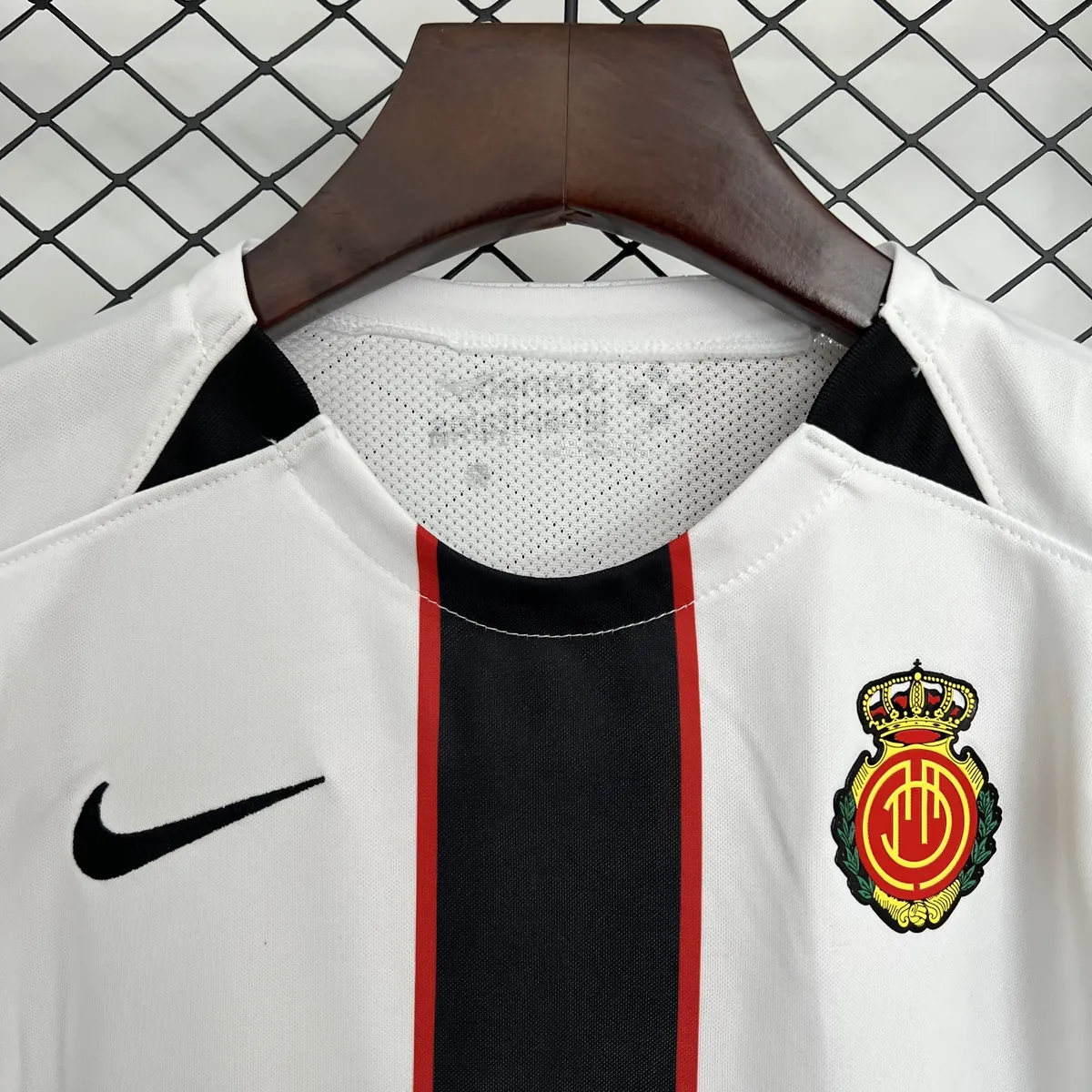 25-26 Mallorca Away Kids Kit Soccer Youth Apparels AAAAJersey Supply Yupoo 2