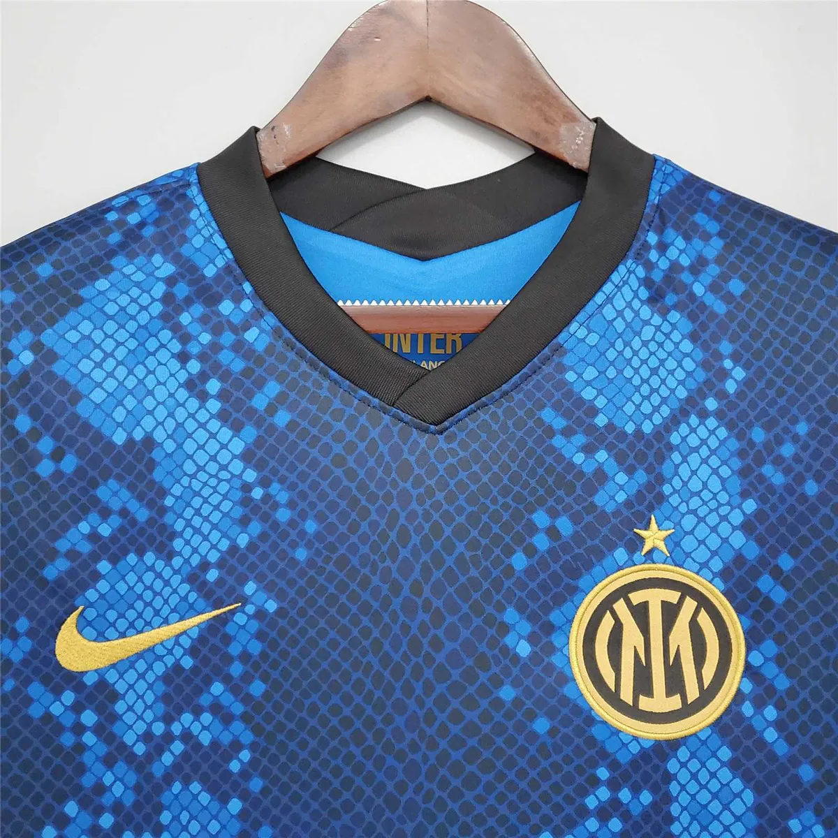 21-22 Inter Milan home 5