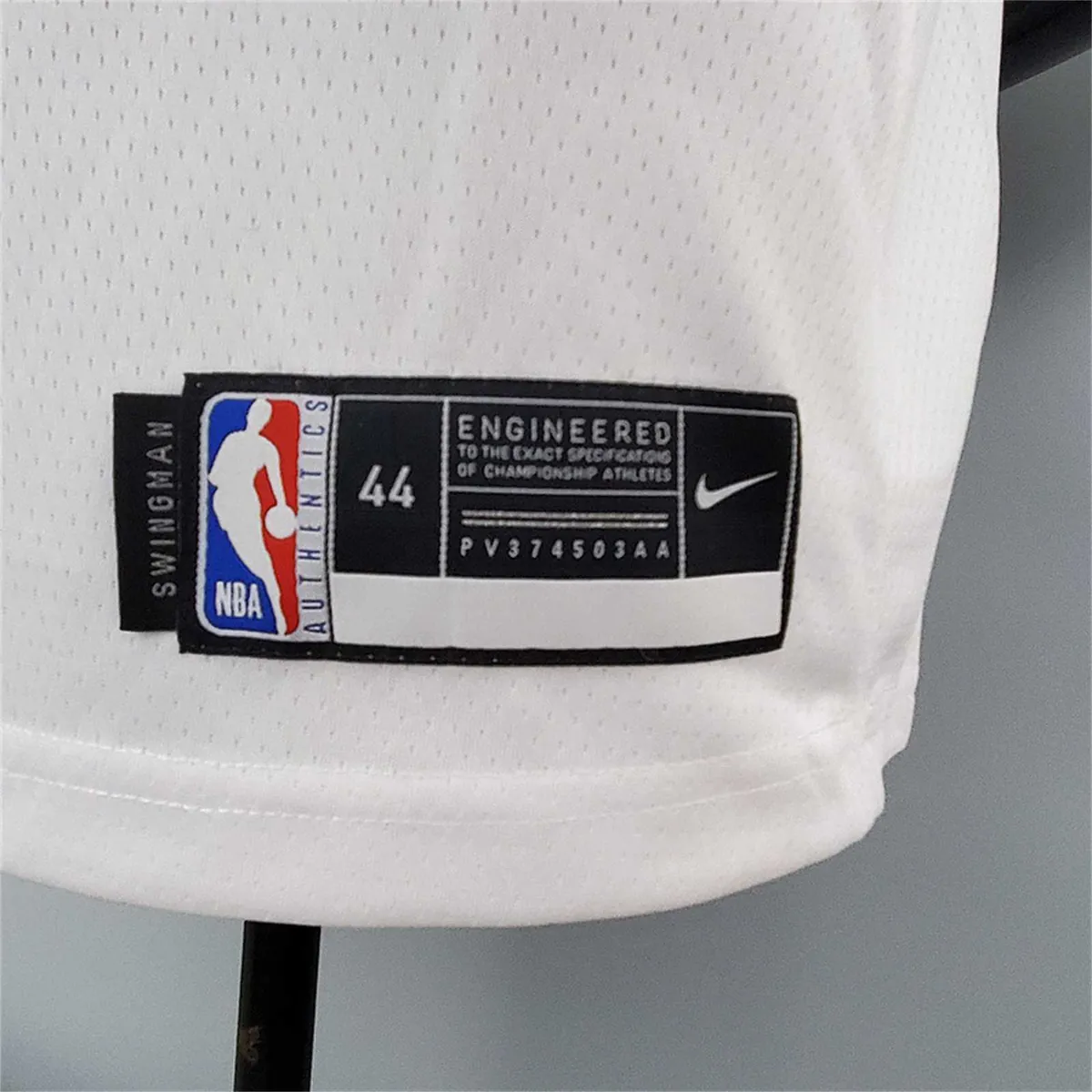 Nuggets Gordon #50 Limited White 3