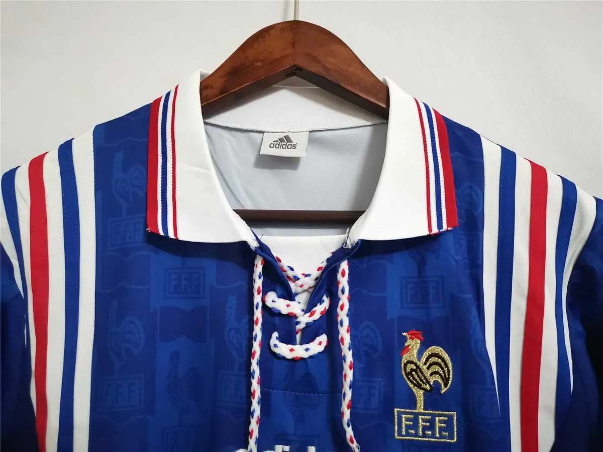 1996 France home blue 5