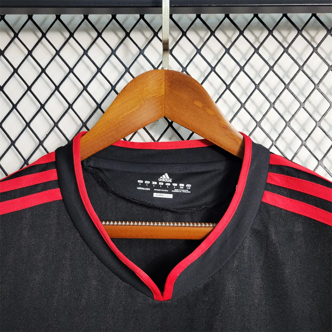 2010 Mexico away 9