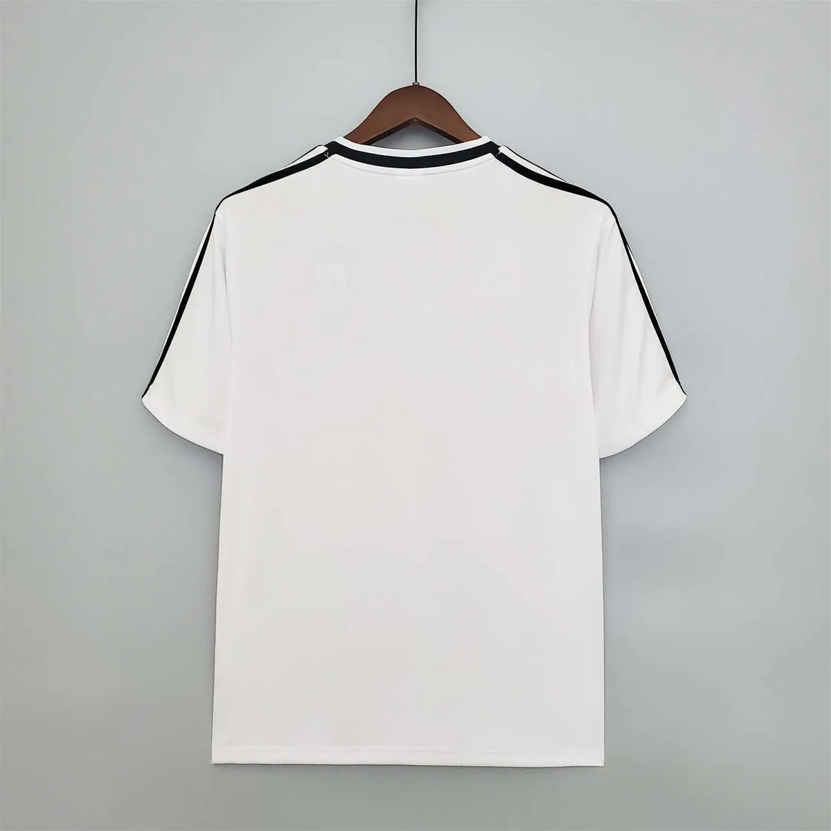 91 Colo-Colo home 6