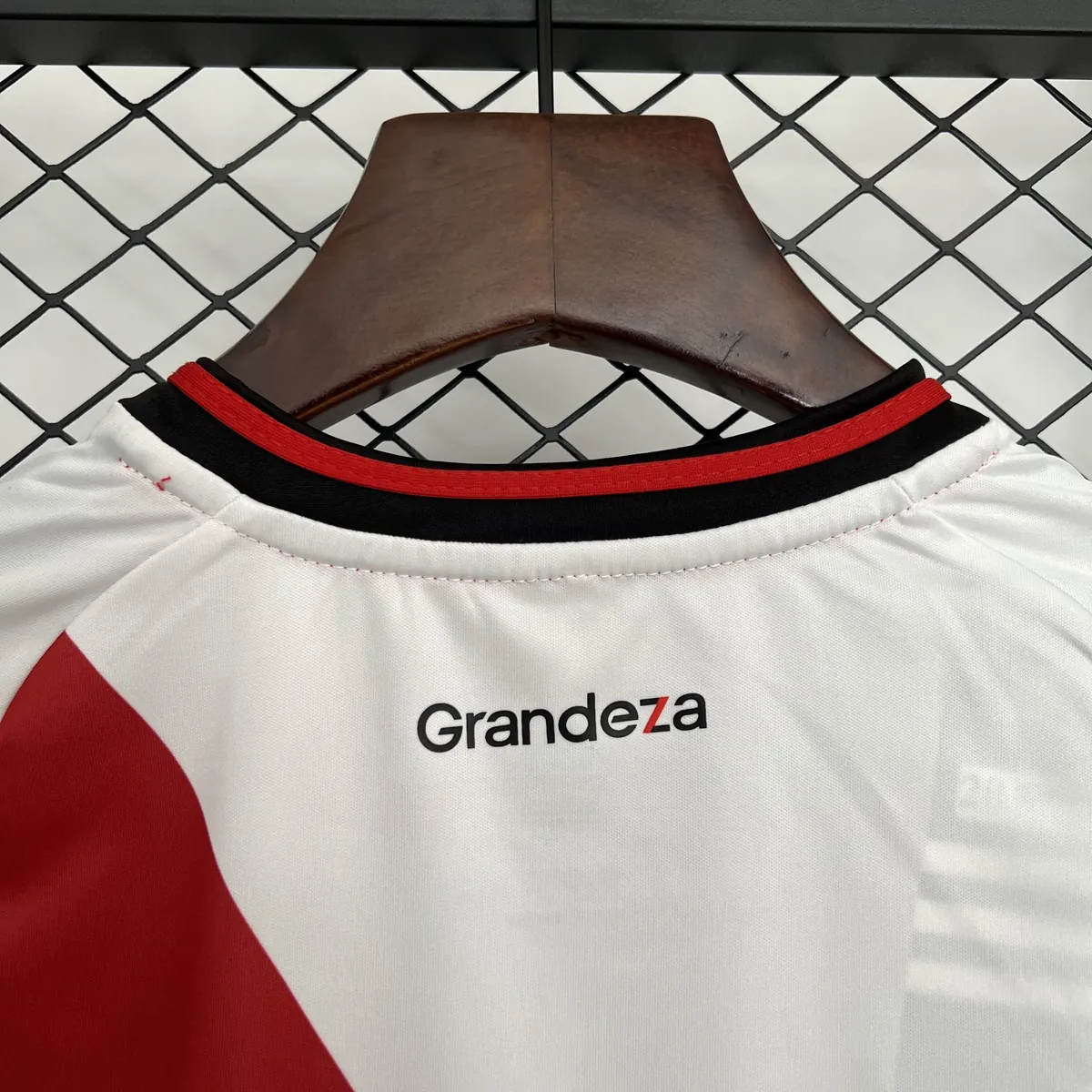 25-26 River Plate Home Kids Kit Futbol Youth Clothing Sports Suits AAAAJersey Supply Yupoo 1