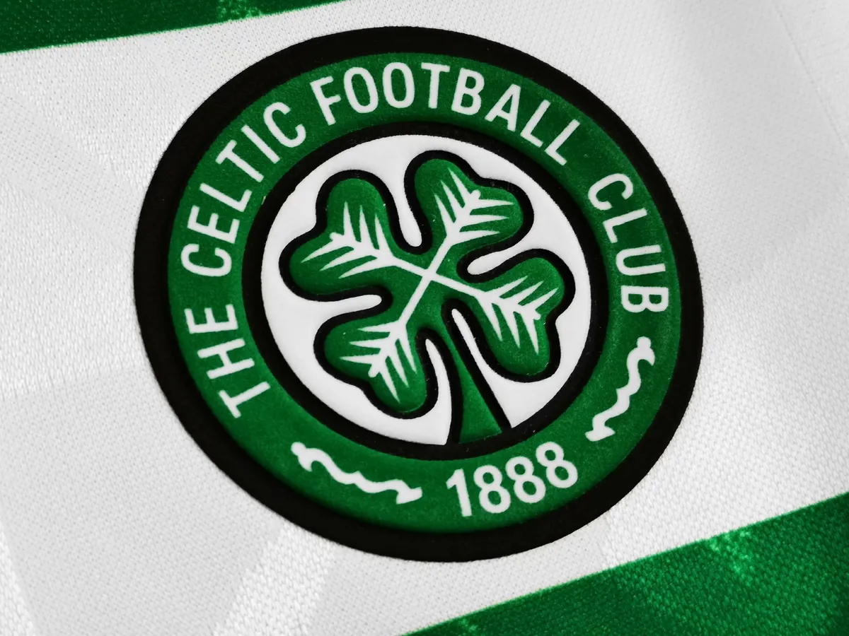 89-91 Celtic home 3