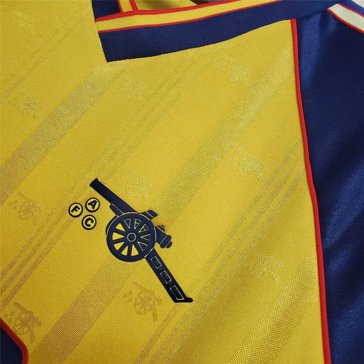 88-90 Arsenal away 2