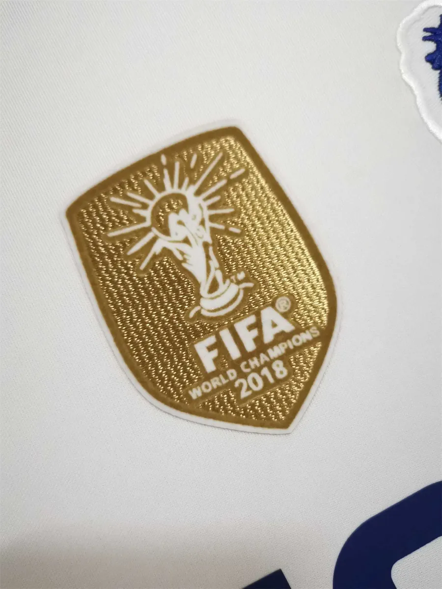 2020 France away 12