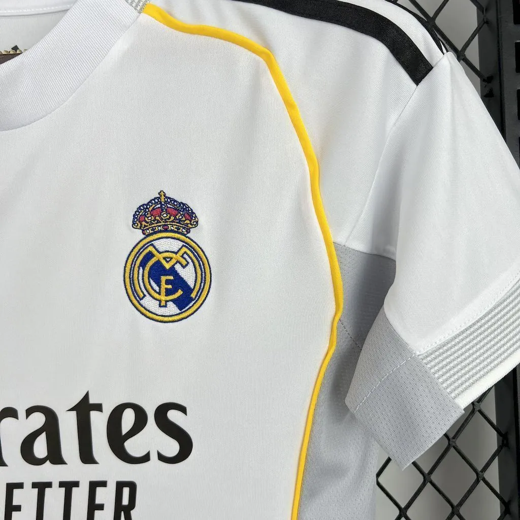 25-26 Real Madrid Home Women Shirt Lady Tee AAAAJersey Supply Yupoo 4