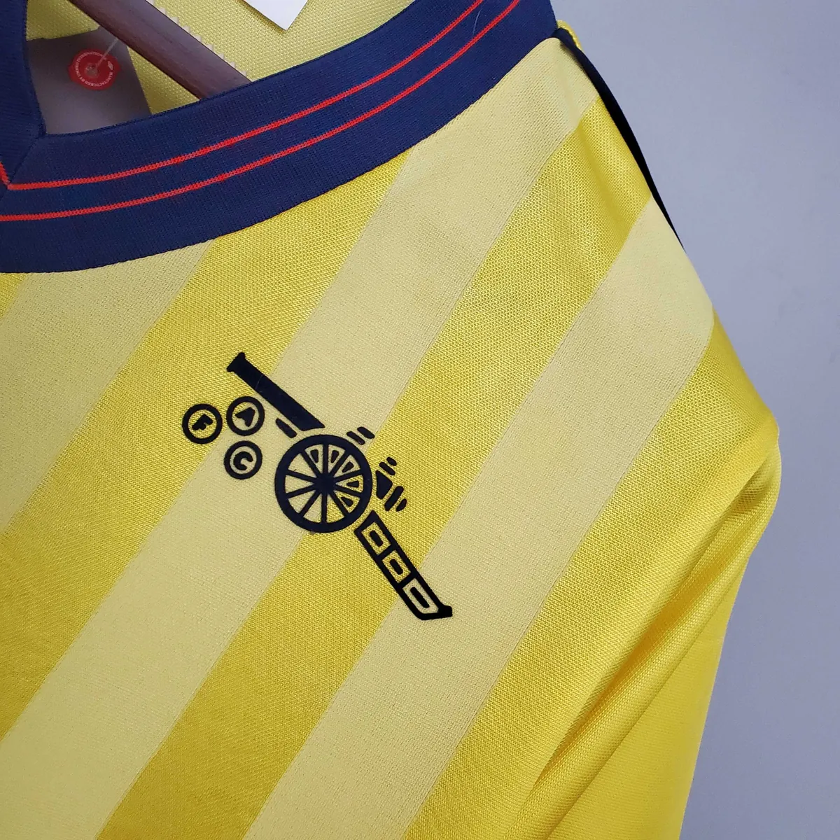 83-86 Arsenal away 2