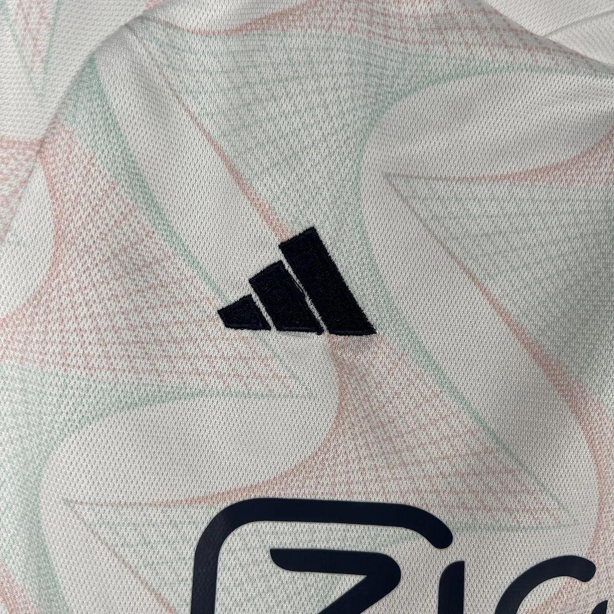 23-24 Kids Ajax away size 16-28 4