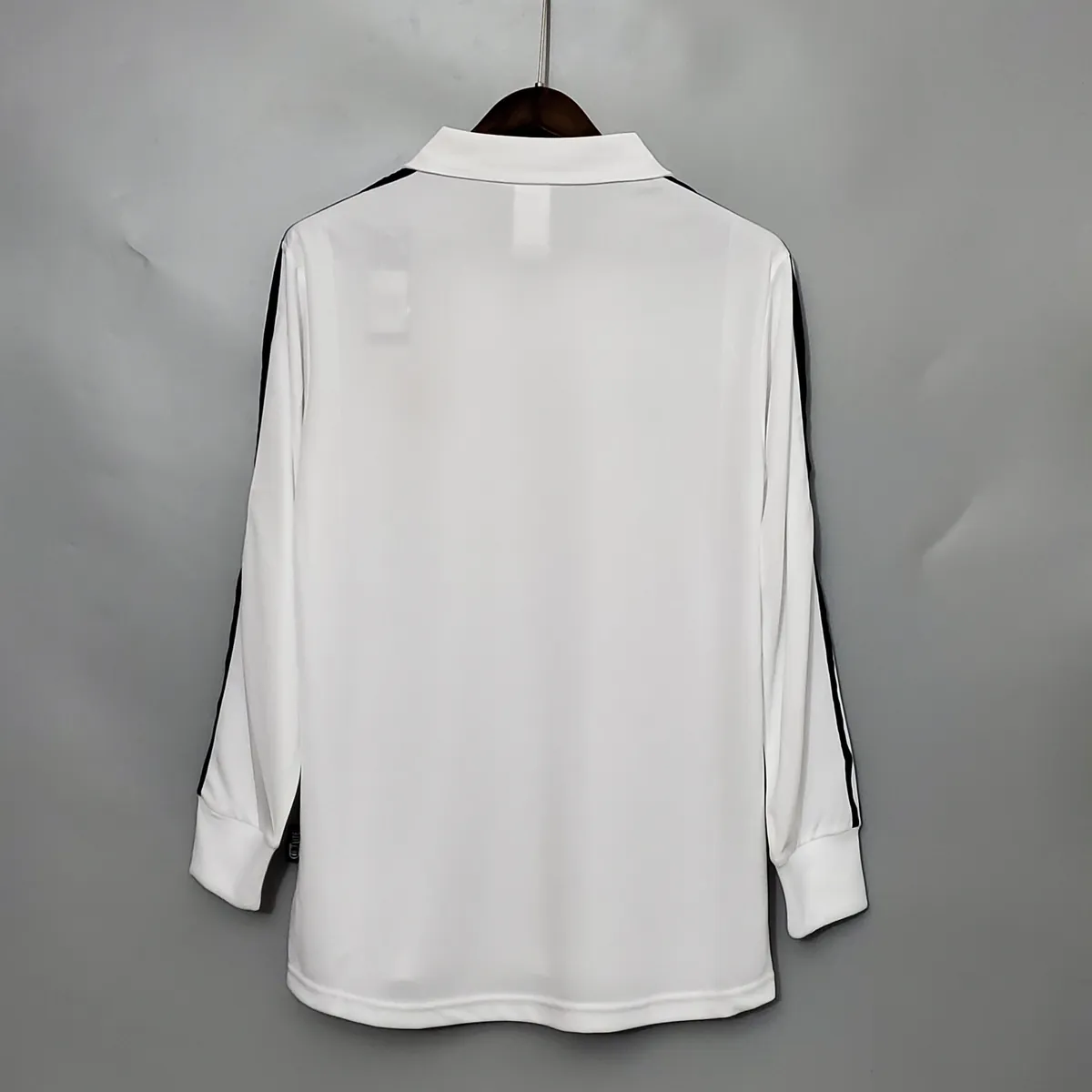 01-02 Real Madrid home long-sleeve 5