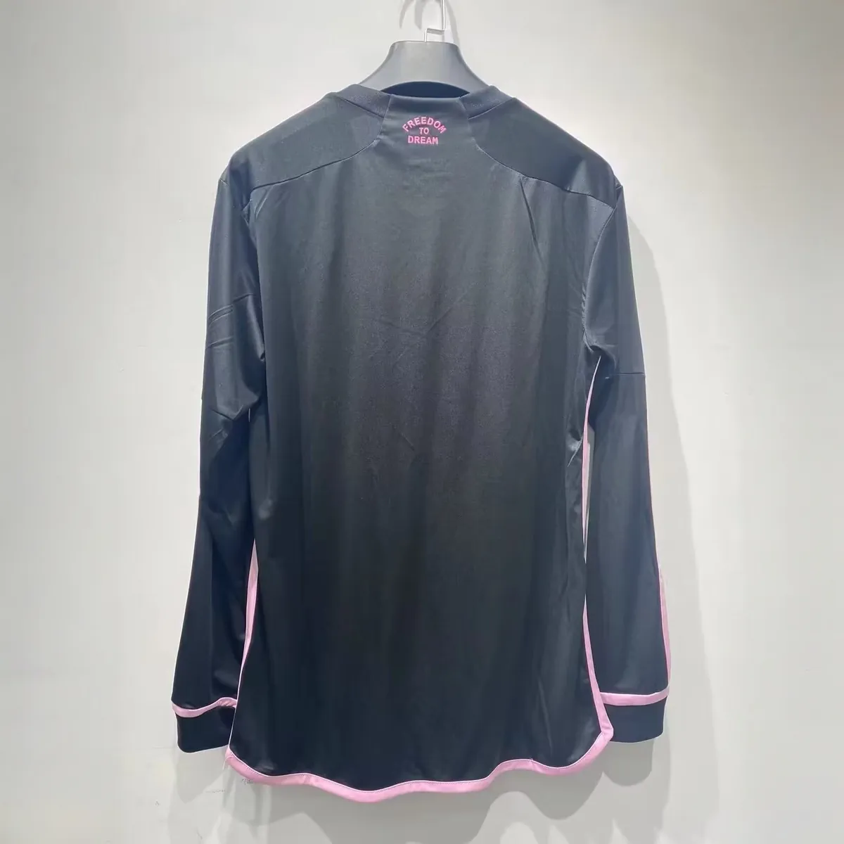 24-25 Inter Miami Away Kit Long Sleeve Shirt Jersey Supplier Yupoo 1
