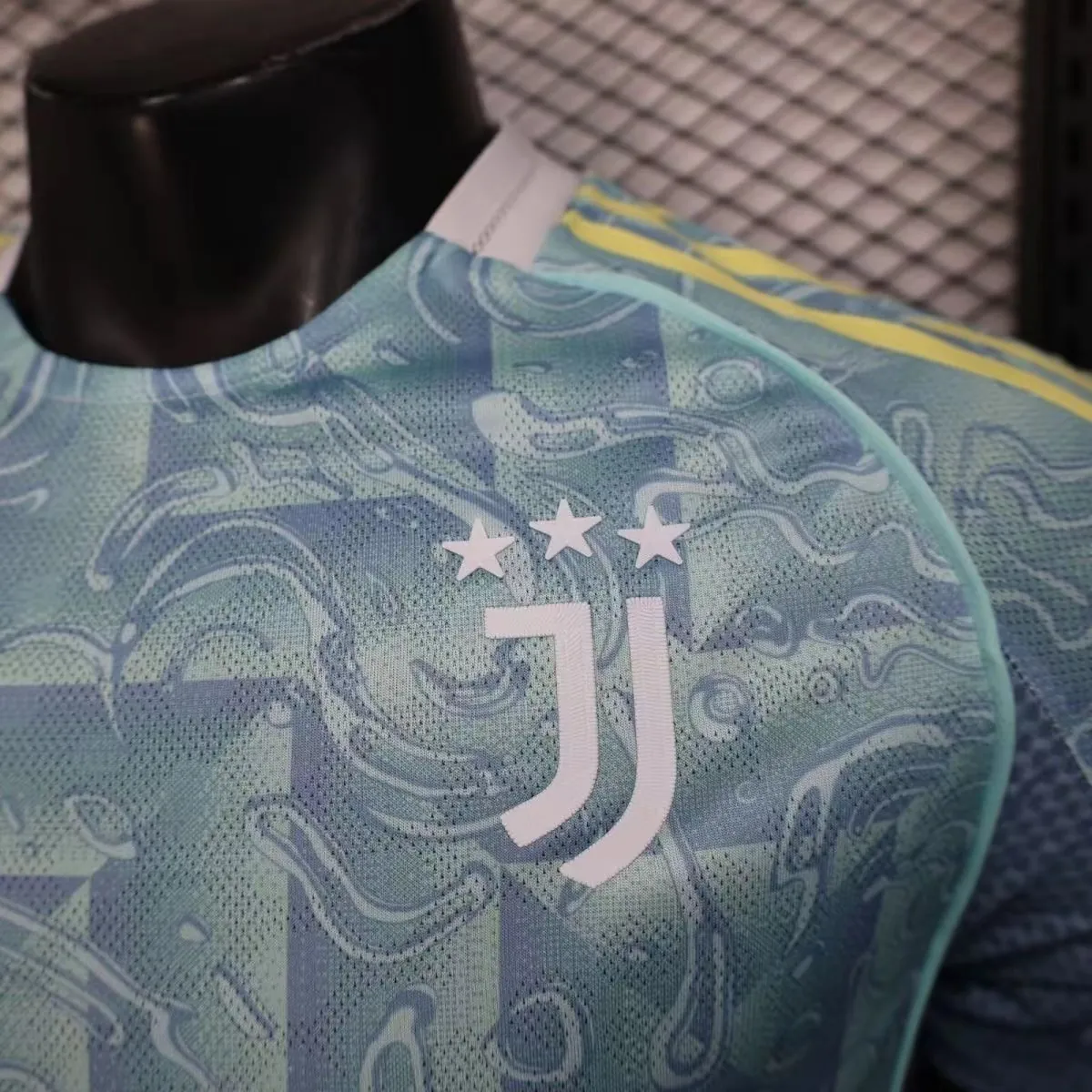 25-26 Juventus Away Kit Player Version Soccer AAAAJersey Yupoo 3