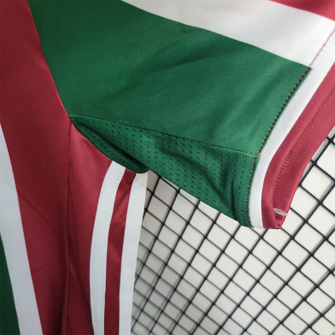 16-17 Fluminense home 4