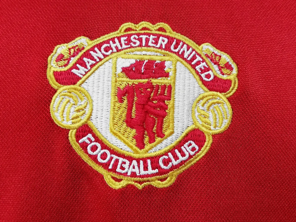 85-86 Manchester United home 3