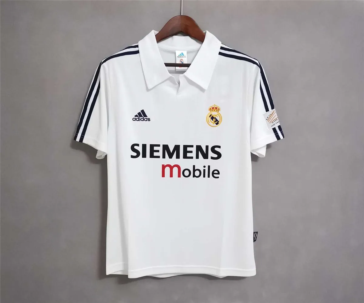 01-02 Real Madrid home 10