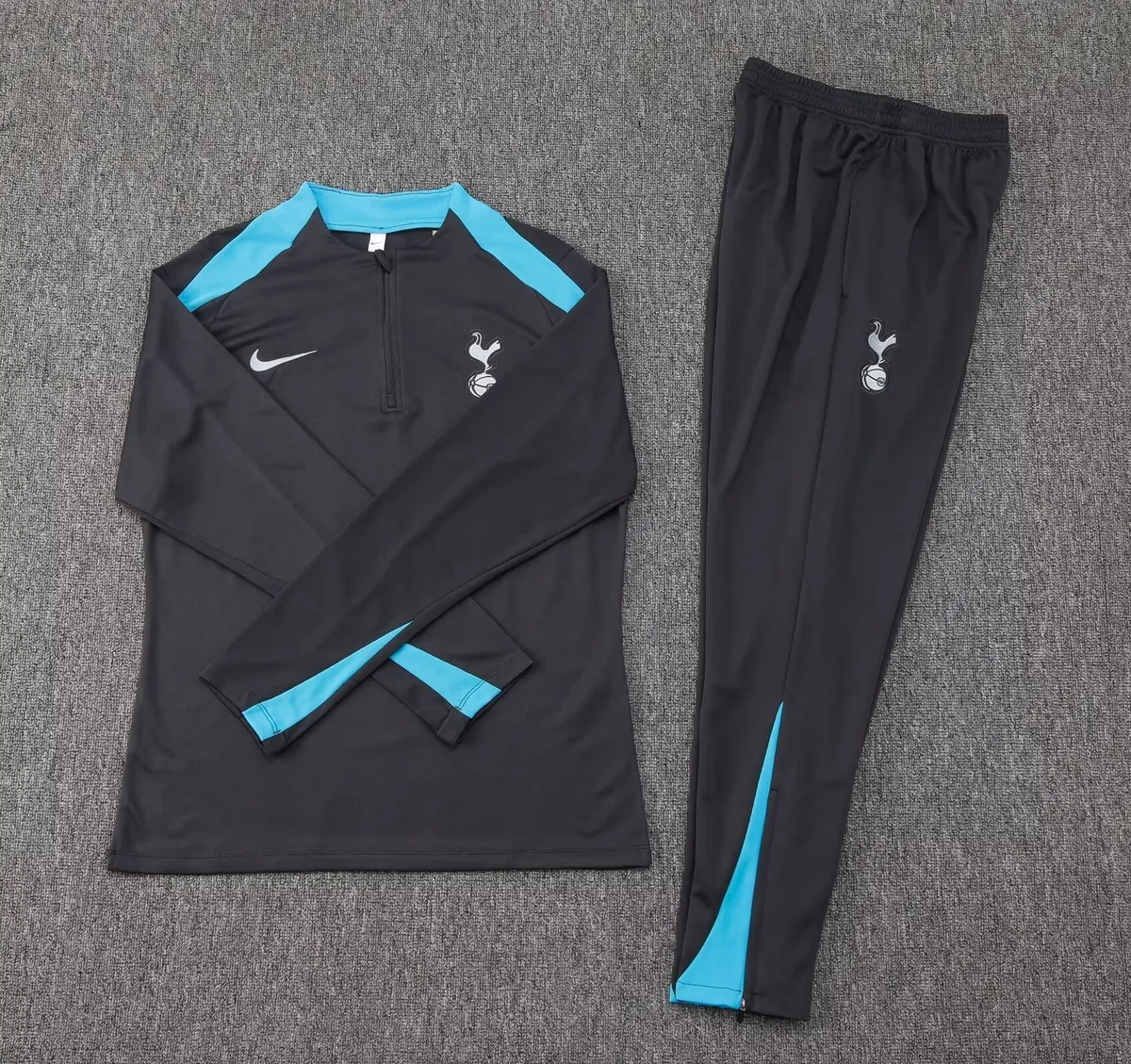 24-25 Tottenham Long Sleeve Training Suit Football Shirts 1