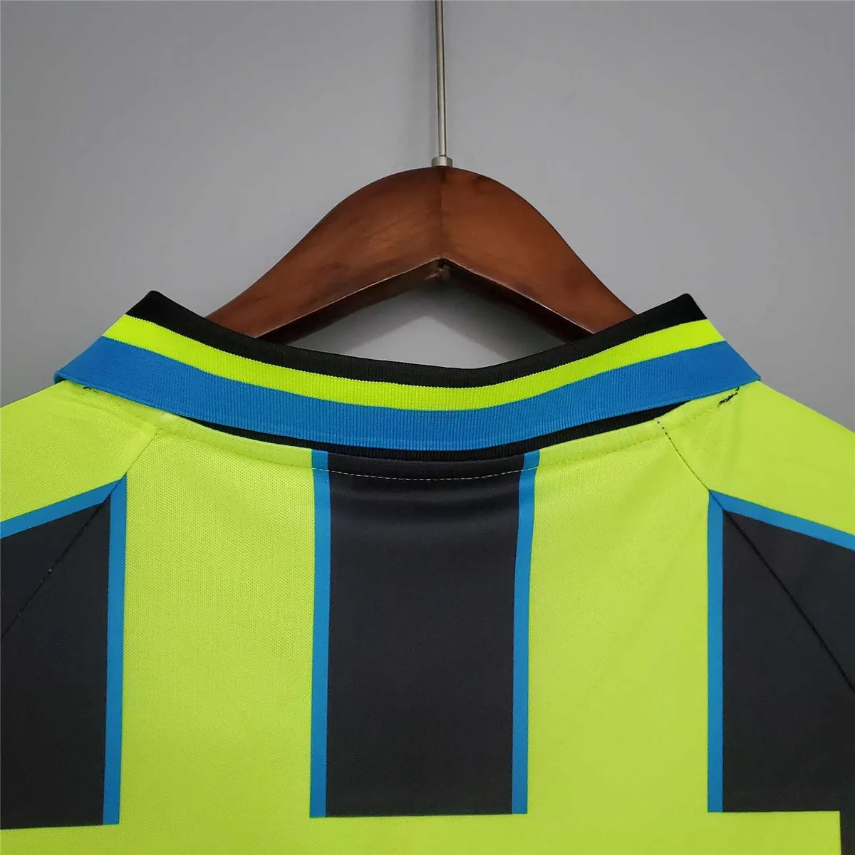 98-99 Manchester City away 9