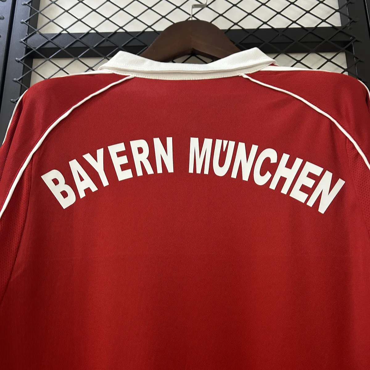 05-06 Bayern Munich Home Retro Kit Vintage Shirt AAAAJersey Dropship Yupoo 1