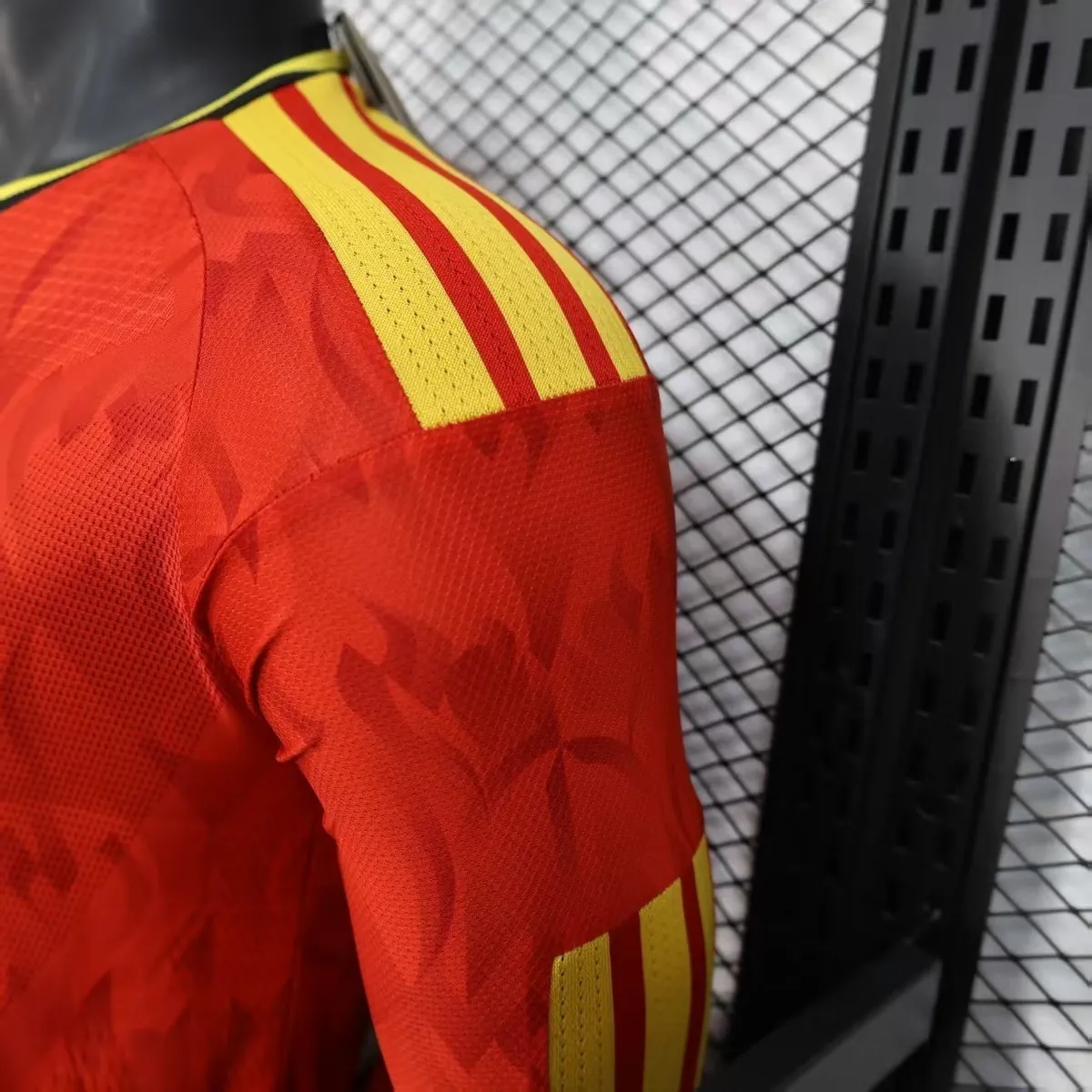 2026 World Cup Belgium Home Kit Player Version Long Sleeve Football Shirt AAAAJerseys Supply Yu 5
