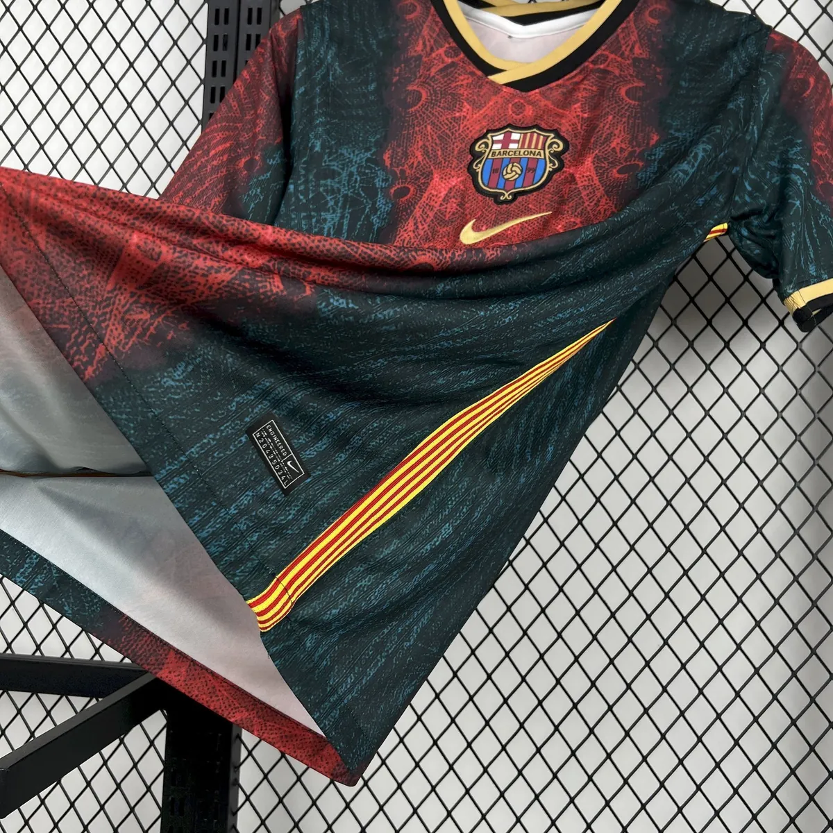 25-26 Barcelona Mens Concept Edition Red T-Shirt Soccer Uniform AAAAJersey Supplier Yupoo 5