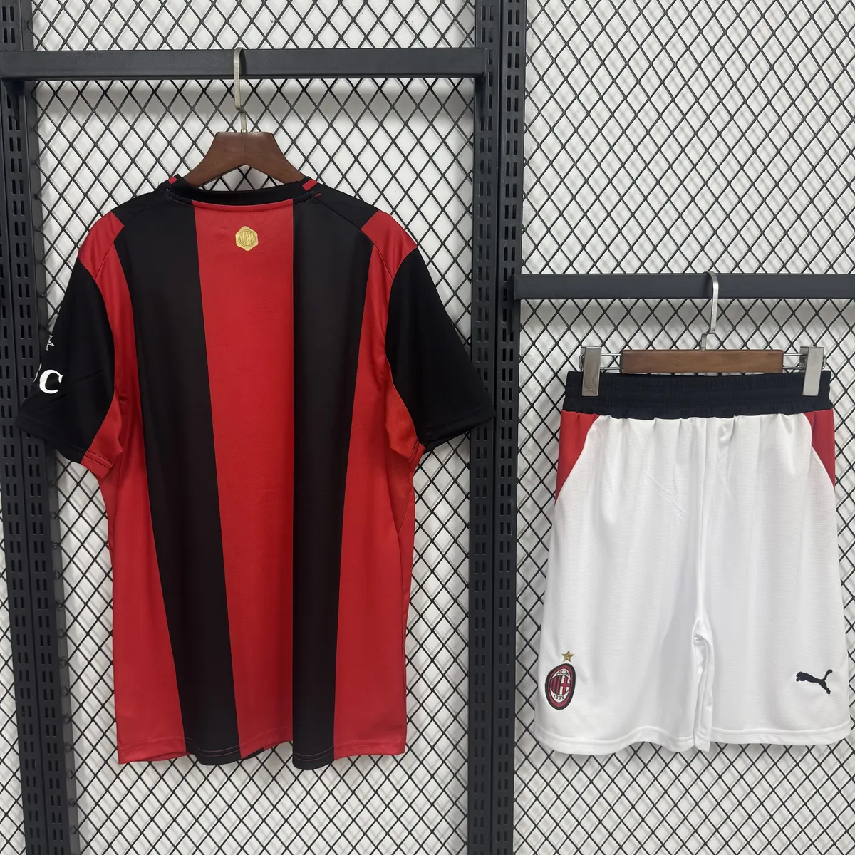 26-27 AC Milan Home Kid Kits Youth Apparels Football AAAAJersey Supply Yupoo 4 3