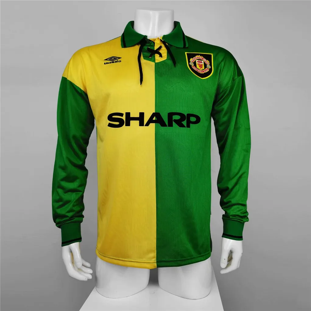 92-94 Manchester United away long sleeve 11