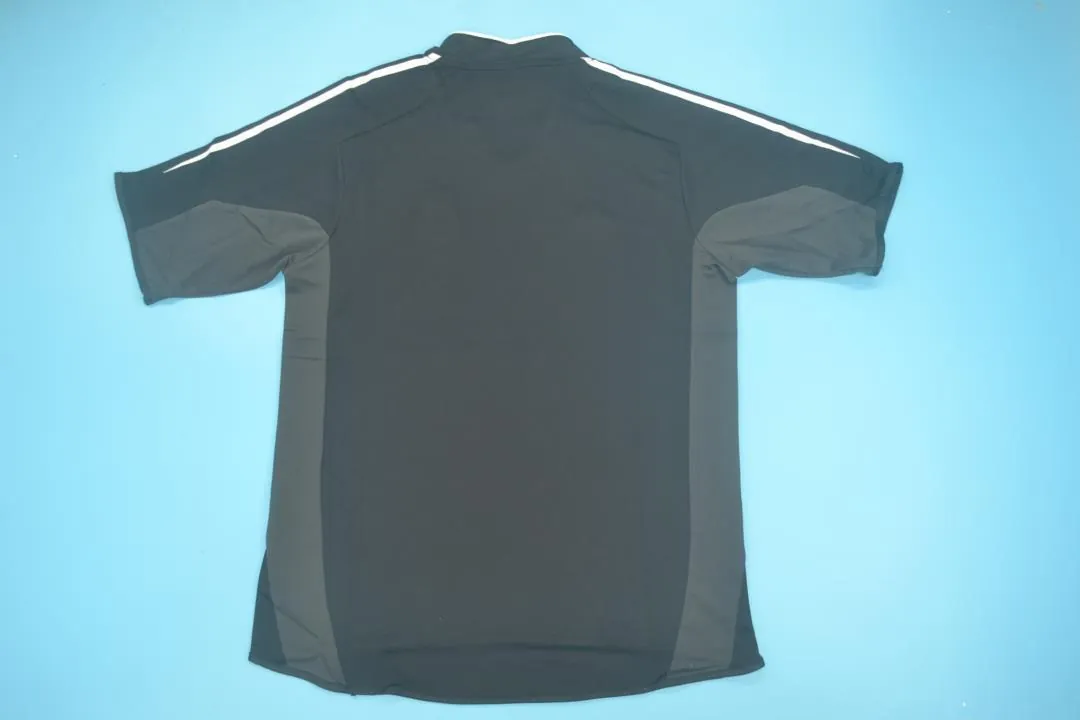 04-05 Real Madrid away 3