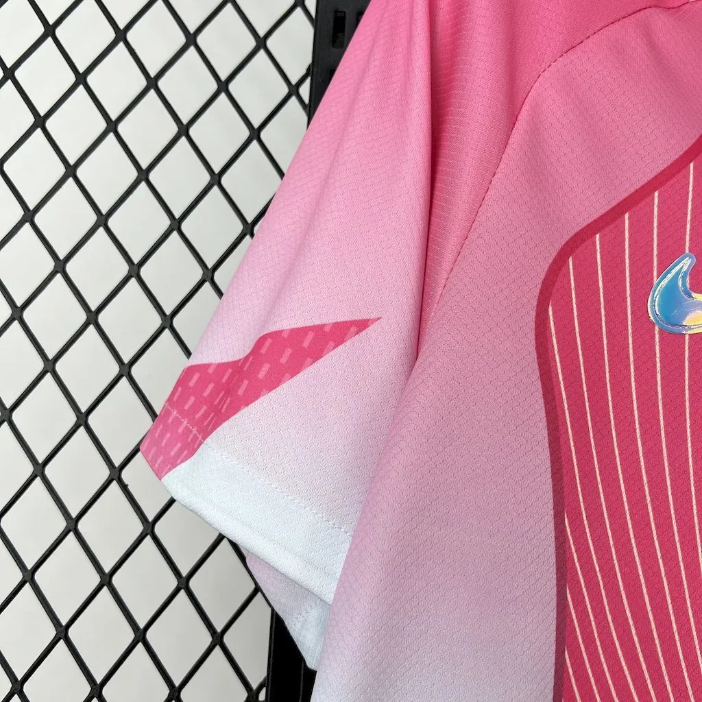 25-26 Barcelona Pink Special Edition T-Shirt Soccer Uniform AAAAJersey Supplier Yupoo 5