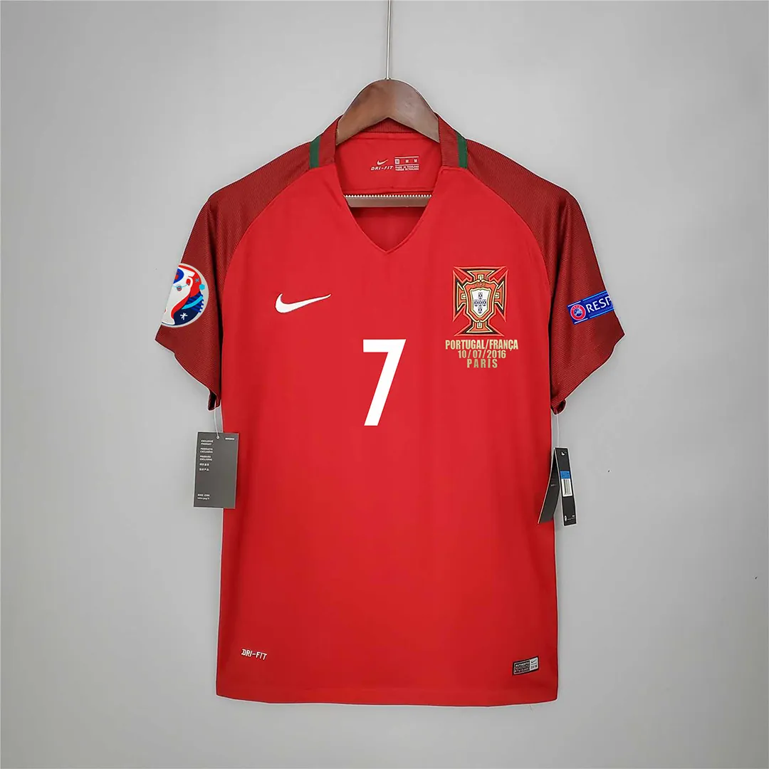 2016 Portugal home 12