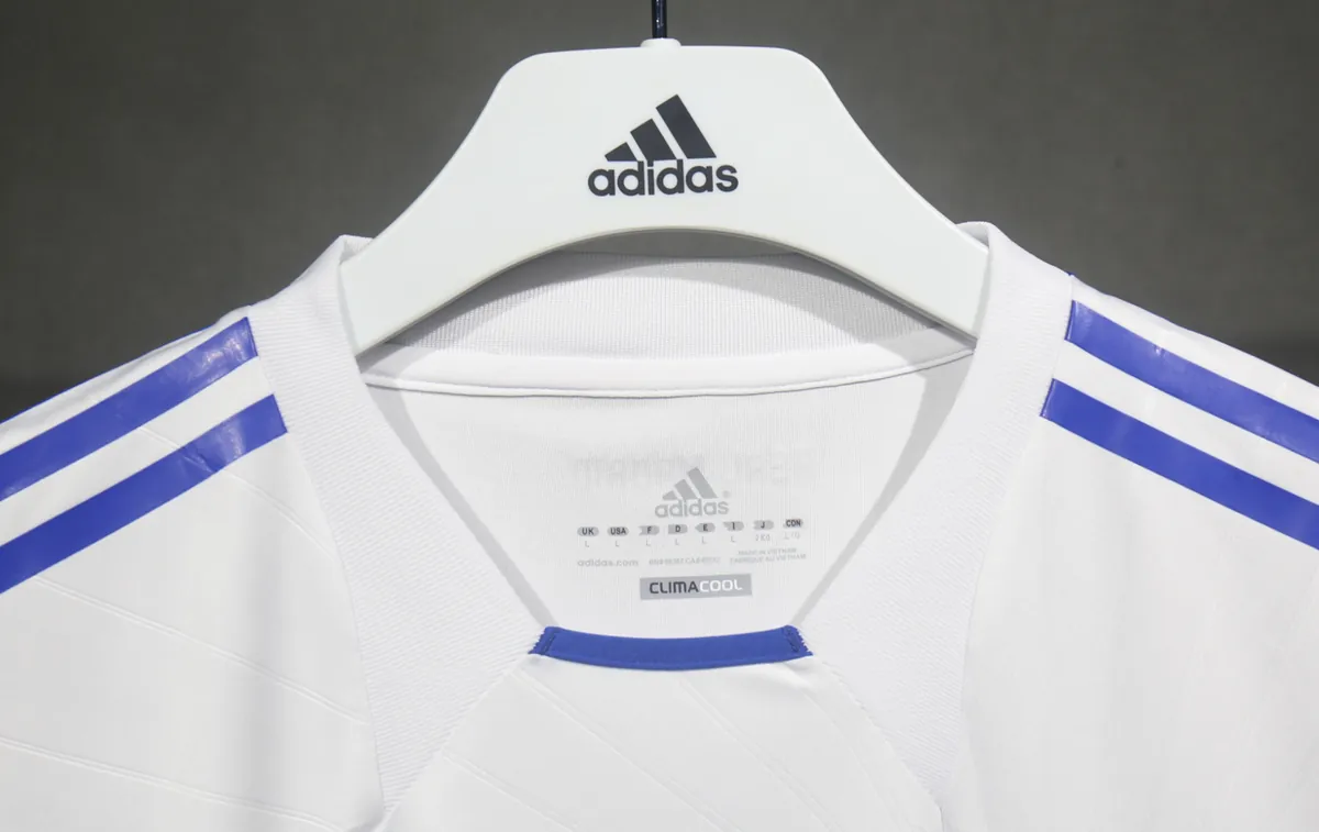 10-11 Real Madrid Home Retro Kit Vintage Player Version Sino Shirt AAAAJersey Dropship Yupoo 4