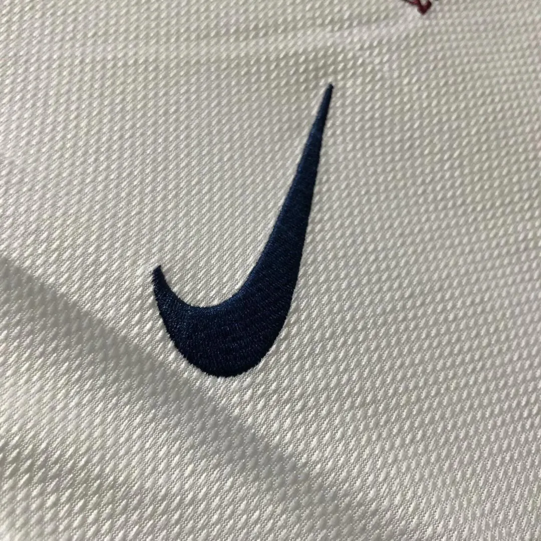 08-09 Manchester United away white UCL final long sleeve 5