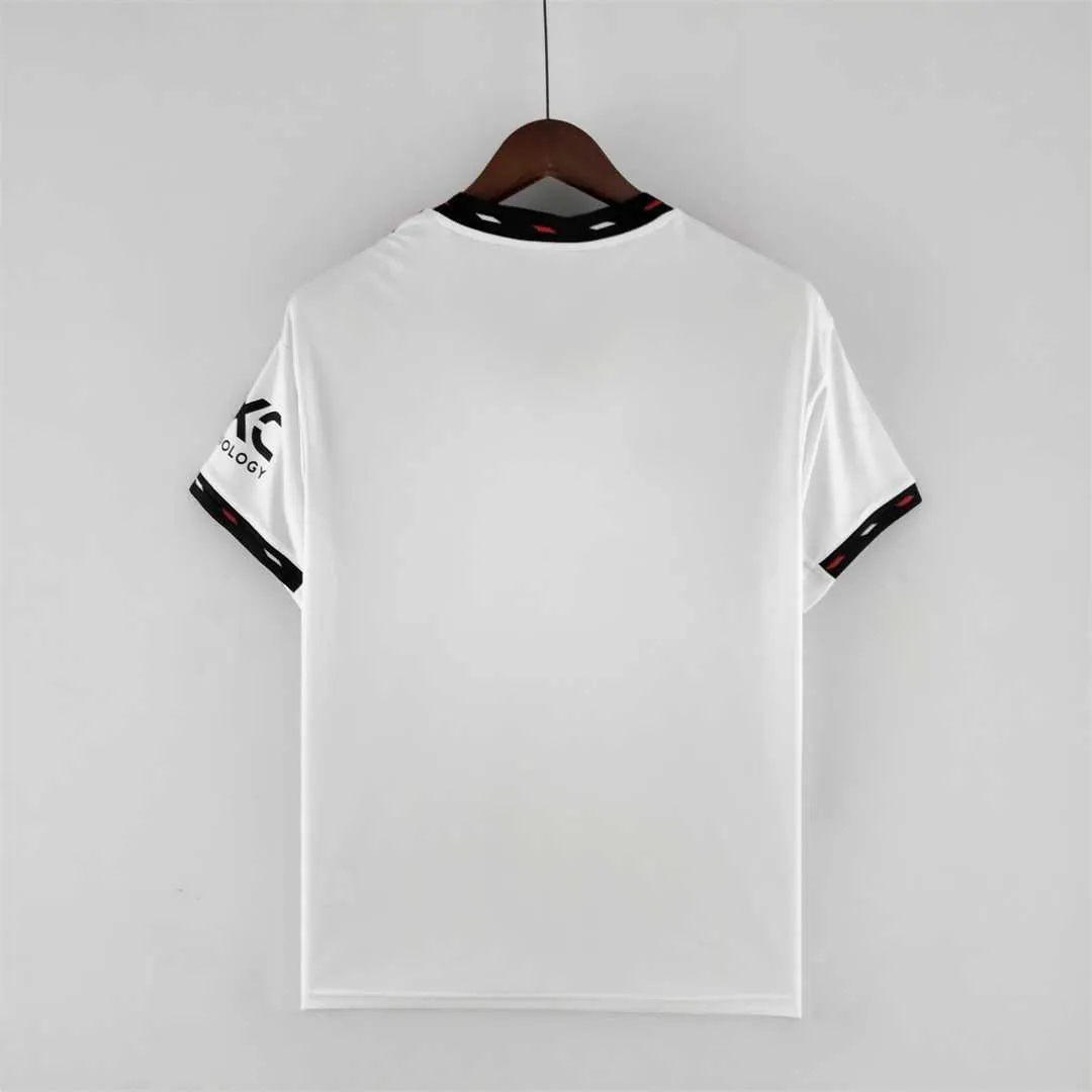 22-23 Manchester United away - 3 9