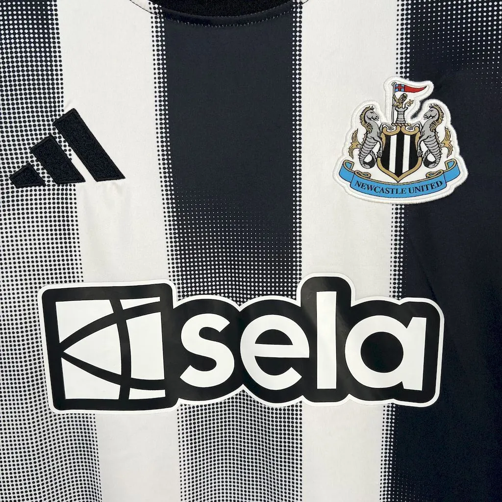 25-26 Newcastle Home Kit Football T-Shirt AAAAJersey Yupoo 4