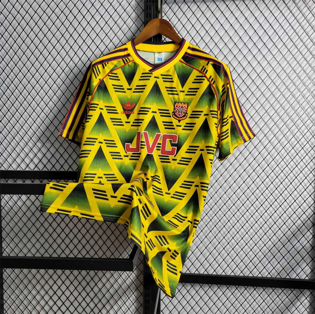 91-93 Arsenal away 3