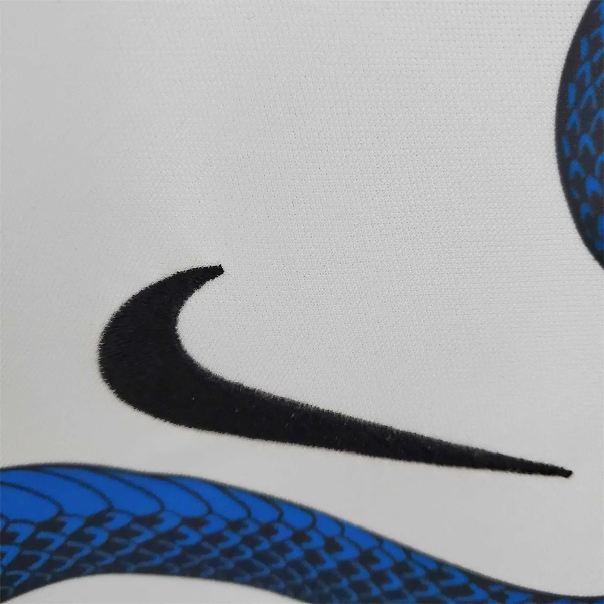 21-22 Inter Milan away 3