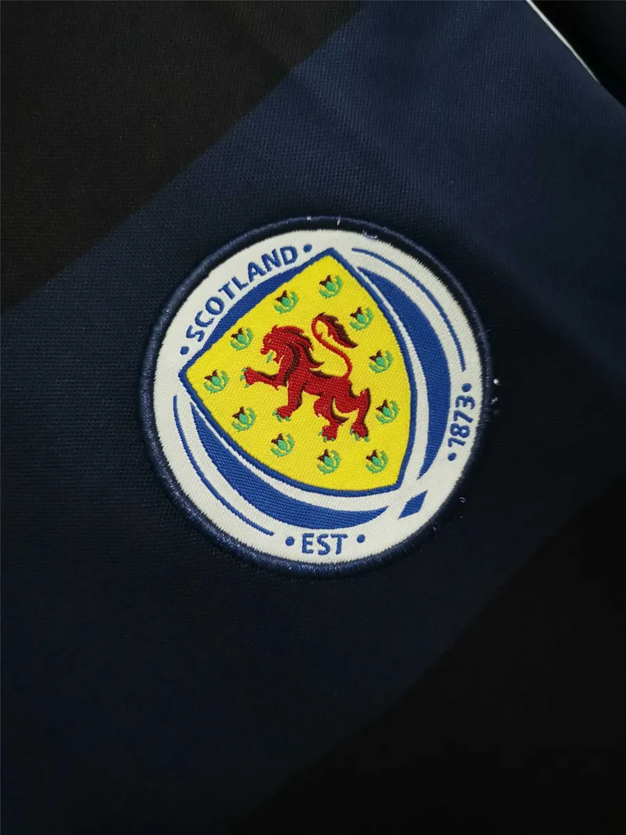1982 Scotland home blue 5