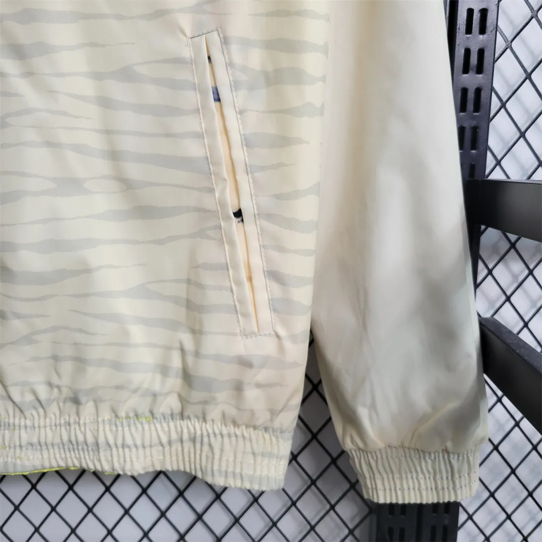 23-24 Windbreaker Saudi Al-Nassr 12