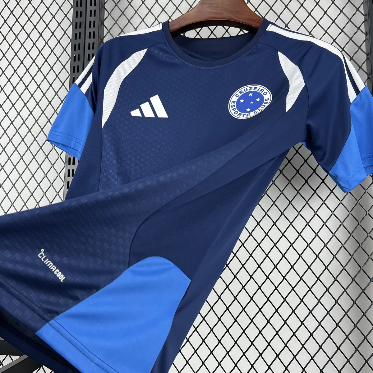 25-26 Cruzeiro Pre-Match Kit Soccer T-Shirt AAAAJersey Supply Yupoo 4