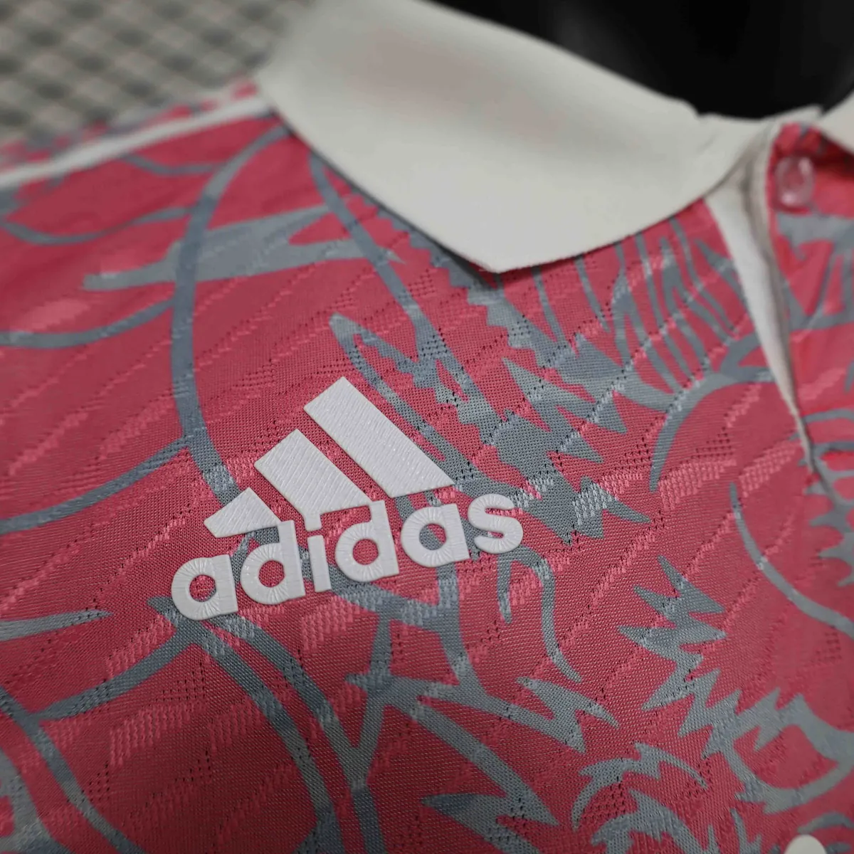 24-25 Real Madrid Pink Dragon Special Edition Player Version Shirt AAAAJersey Supplier Yupoo 1