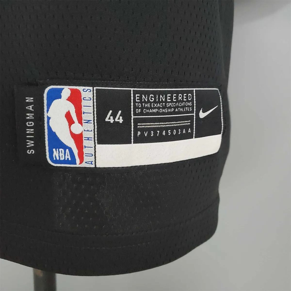 EDWARDS#1 2018 Retro Timberwolves Black 1