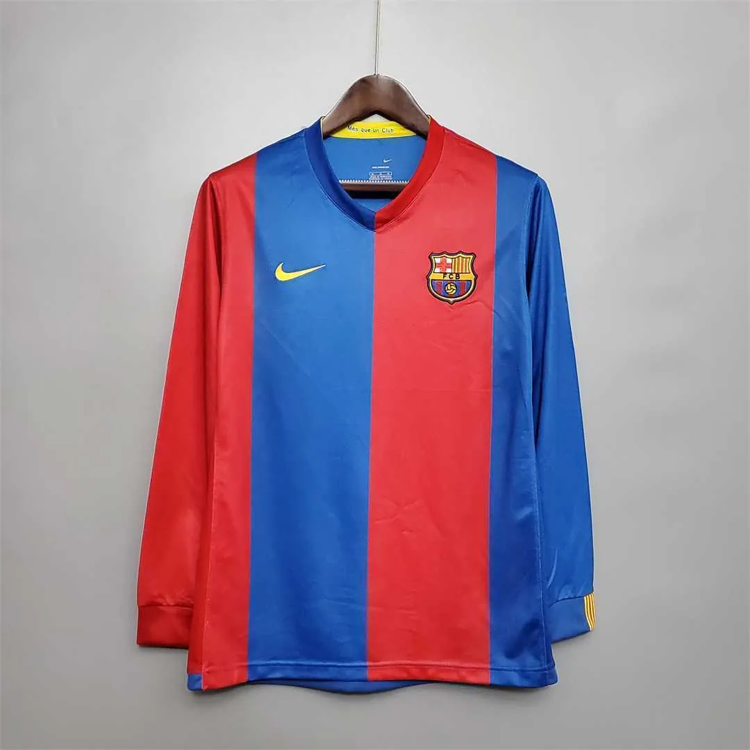06-07 Barcelona home long sleeve 10