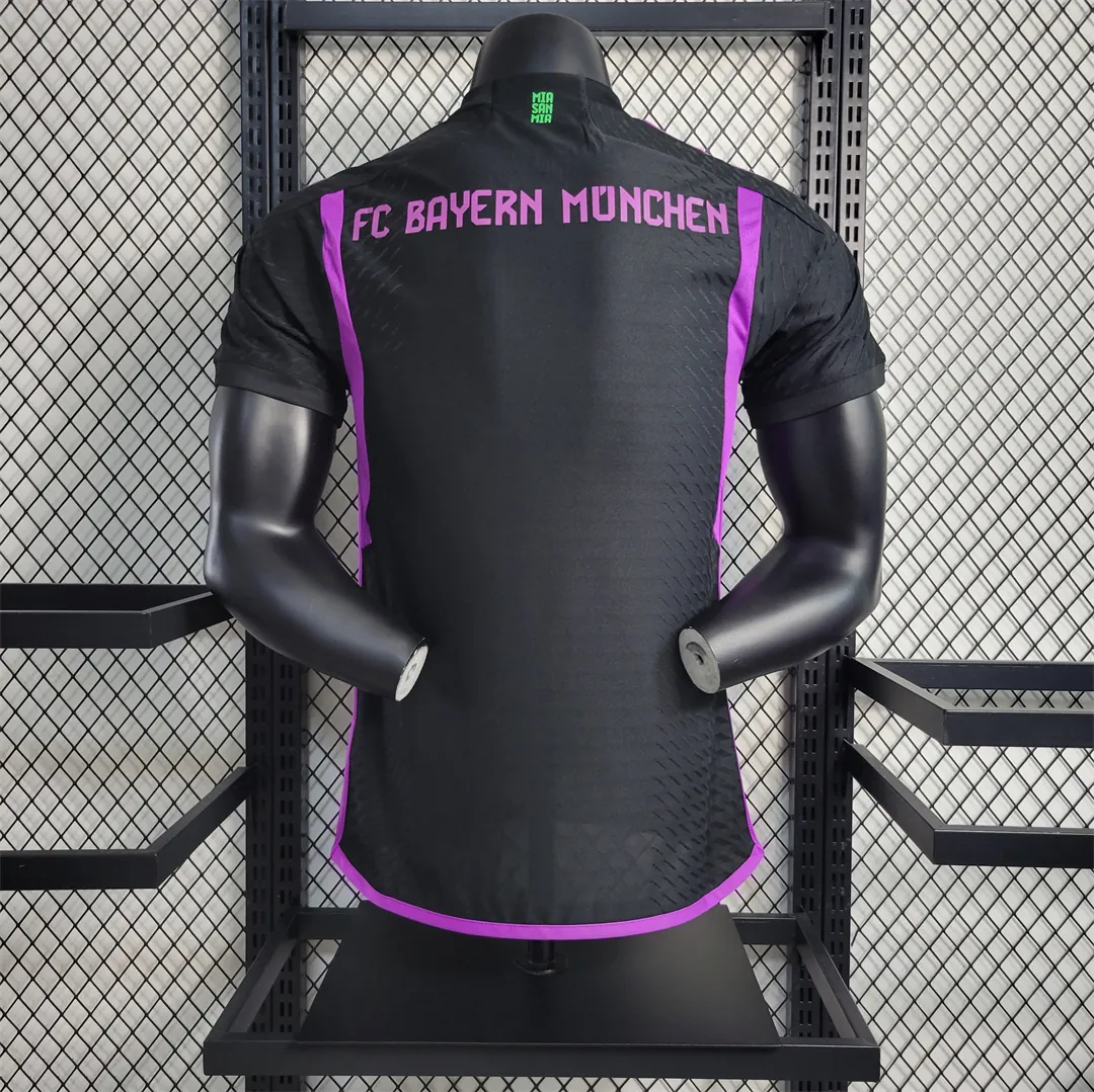 23-24 Bayern Black Special Edition player version 8