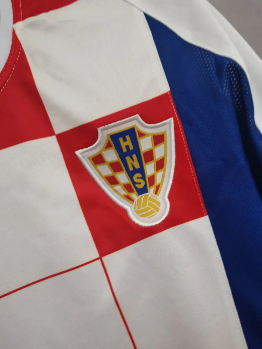 2002 Croatia home 3
